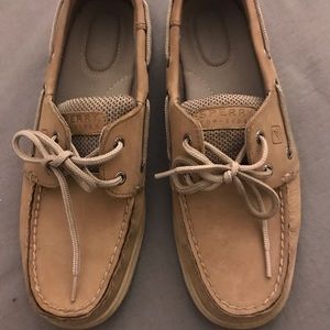 Women’s size 8 Sperry boat shoes